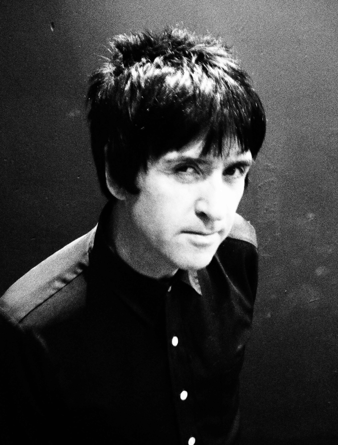 JohnnyMarrvellous.com: a Johnny Marr fan site